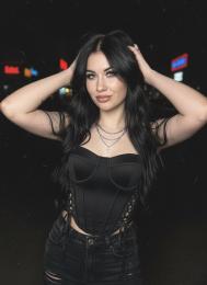 Проститутка Киева Вика, снять за 8400 грн за час