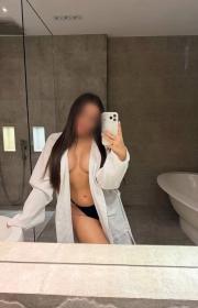 Повія Києва Катя, з 1 розміром грудей