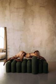 Повія Києва Емілі, з 2 розміром