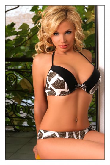 Проститутка Киева АНЯ ТОЛЬКО ВЫЕЗД, индивидуалка обслуживает у метро Ипподром - большое фото