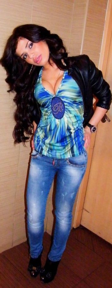 Проститутка Киева Динара, с 3 размером груди - большое фото