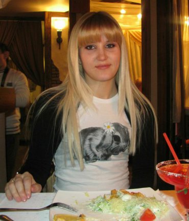 Проститутка Киева Анютка, с 3 размером груди - большое фото