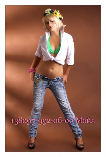 Проститутка Киева Майя,20 лет,300 грн., с 2 размером сисек - большое фото