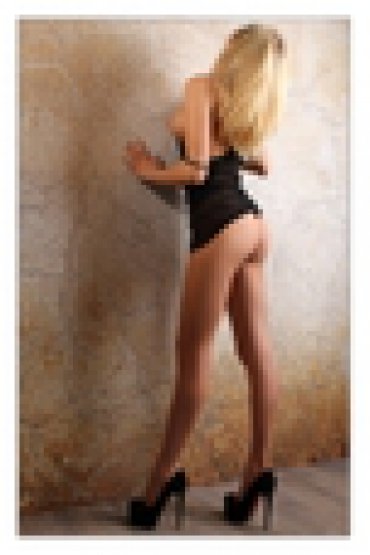 Проститутка Киева Виктория, с 4 размером груди - большое фото