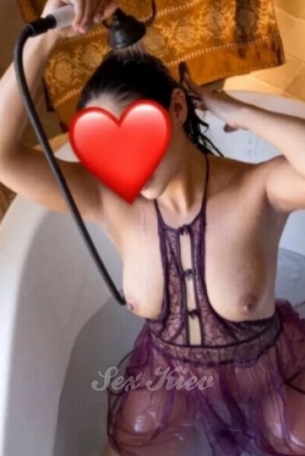 Проститутка Киева Саша, интим услуга 