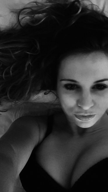 Проститутка Киева Елена, с 2 размером груди - большое фото