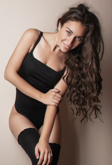 Проститутка Киева Дина, снять за 3000 грн в час - большое фото