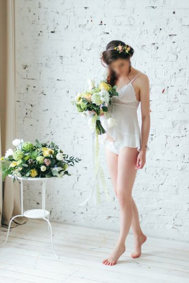 Проститутка Киева Анна, с 3 размером сисек - большое фото