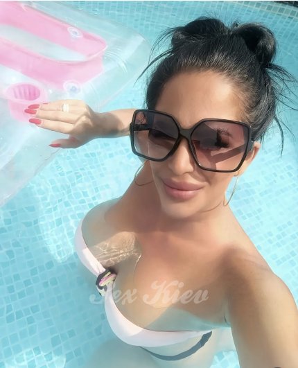 Проститутка Киева МАРИНА. MILF OF KIEV, индивидуалка работает у метро Университет - большое фото