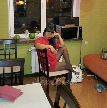 Проститутка Киева Зара, с 2 размером груди - большое фото