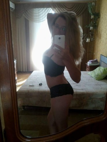 Проститутка Киева Маша, индивидуалка принимает у метро Вокзальная - большое фото