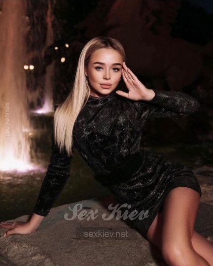 Проститутка Киева Алеся, индивидуалка обслуживает у метро Вырлица - большое фото