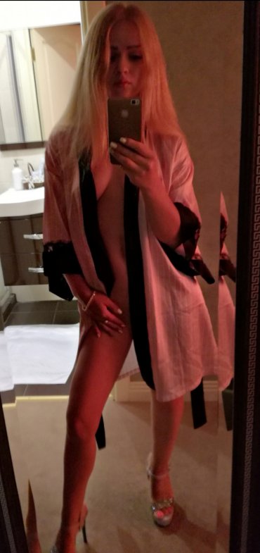 Проститутка Киева Анна, секс на улице Майдан Независимости - большое фото