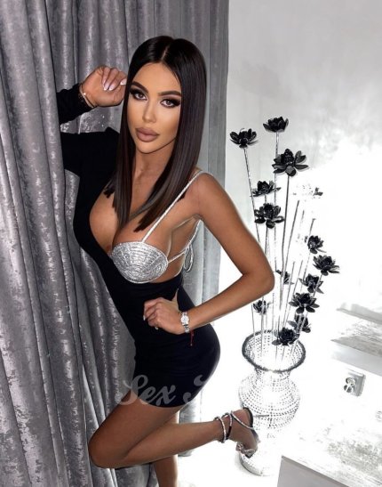 Проститутка Киева Ира индивидуалка, живет на улице дружбы народов - большое фото