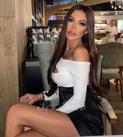 Проститутка Киева Ира индивидуалка, такие шлюхи тут за 12000 грн за час - большое фото