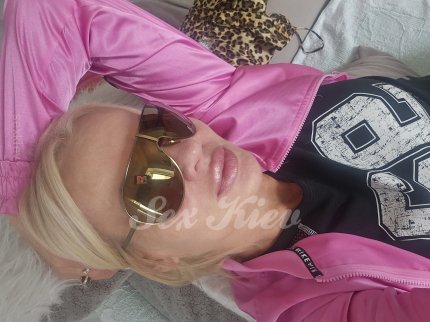 Проститутка Киева VIRTUAL ONLINE, эта инди блондинка - большое фото