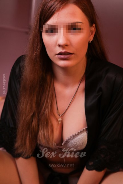 Проститутка Киева Ника, работает на улице проспект победы - большое фото