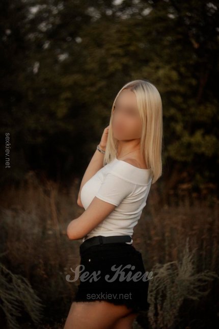 Проститутка Киева Влада, заказать за 2600 грн за час - большое фото