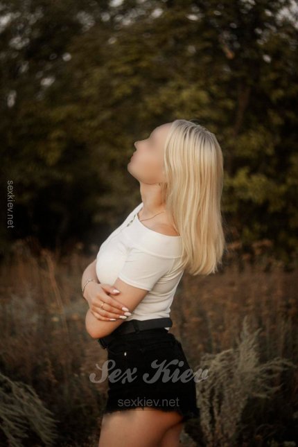 Проститутка Киева Влада, возраста 22 года - большое фото