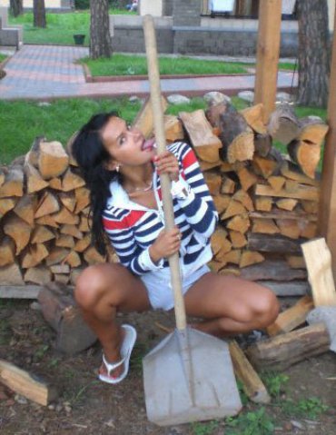 Проститутка Киева Алена, секс на улице Хрещатик - большое фото