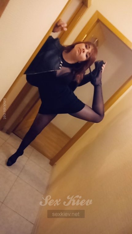 Проститутка Киева Марина, с 2 размером сисек - большое фото