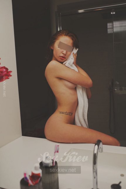 Проститутка Киева Дарина, с 2 размером сисек - большое фото