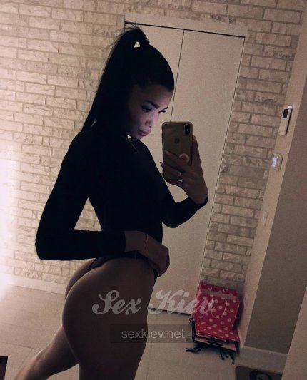 Проститутка Киева Esmi, с 2 размером - большое фото