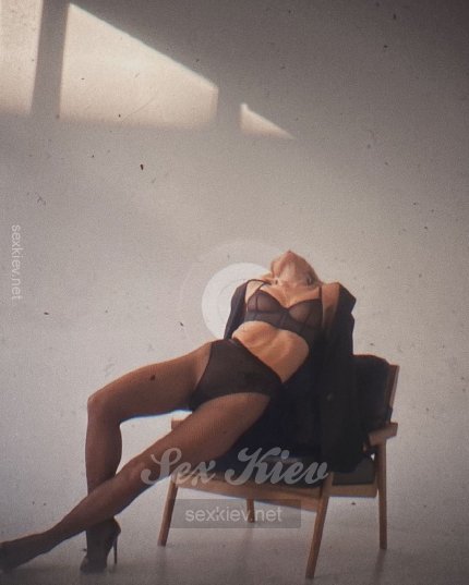 Проститутка Киева Kate VIP, секс на улице Бассейная - большое фото