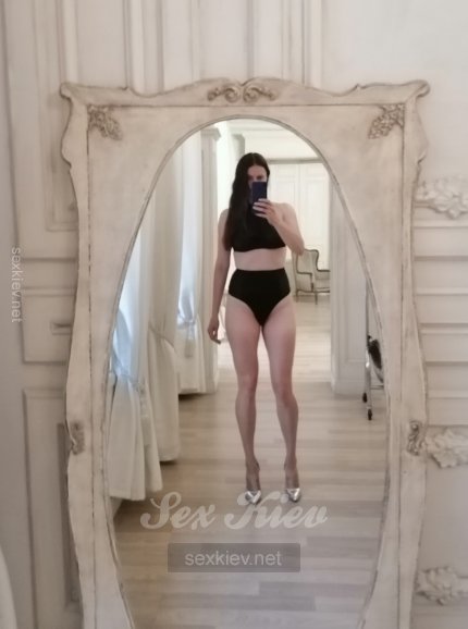 Проститутка Киева Ирина, живет на улице Туполева - большое фото