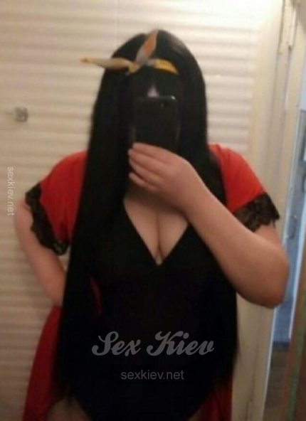 Проститутка Киева Викуля 800 часик, интим услуга