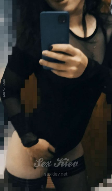 Проститутка Киева Виталина, девушке 19 лет - большое фото