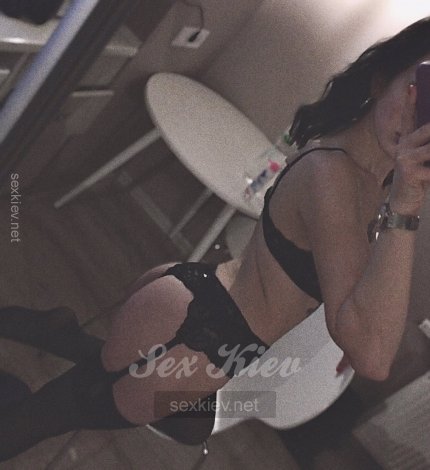 Проститутка Киева Нинель, индивидуалка принимает у метро Вокзальная - большое фото