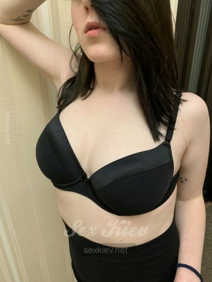 Проститутка Киева Мика, индивидуалка принимает у метро Площадь независимости - большое фото