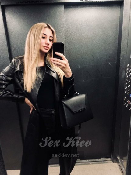 Проститутка Киева Сия, интим услуга