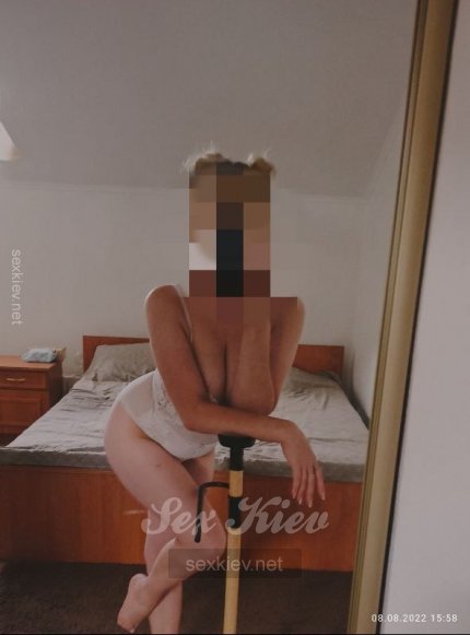 Проститутка Киева Лера, с 4 размером сисек - большое фото