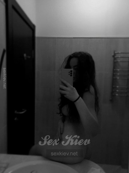 Проститутка Киева Белла, эта инди рыжая - большое фото