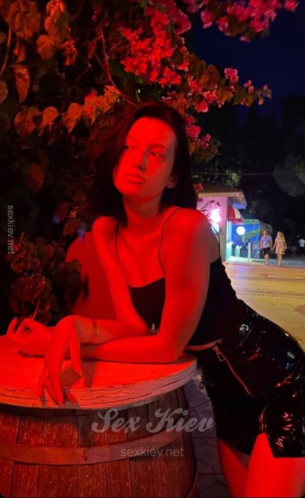 Проститутка Киева Ирина , девушке 21 год - большое фото