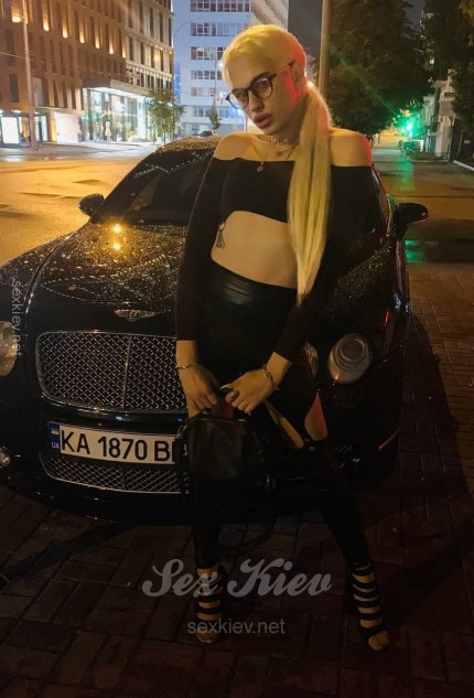 Проститутка Киева ЕВА ТРАНСИ, индивидуалка обслуживает у метро Дворец Украина - большое фото