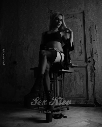 Проститутка Киева Розалина транс, эта фея блондинка - большое фото