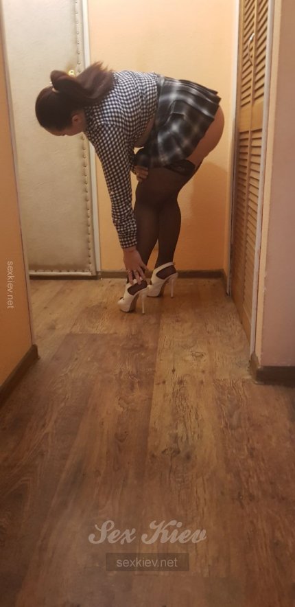 Проститутка Киева Светланка, с 2 размером сисек - большое фото