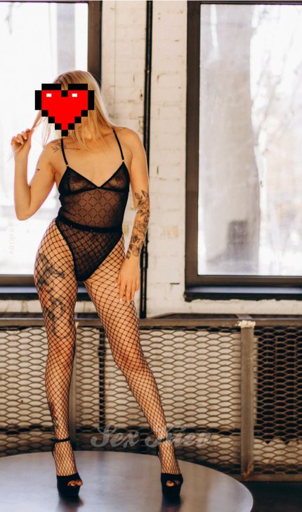 Проститутка Киева Юля, с 2 размером сисек - большое фото