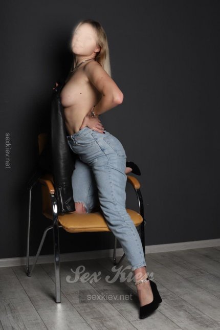 Проститутка Киева ЭРИКА, с 3 размером сисек - большое фото