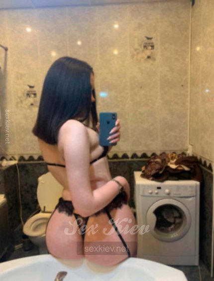 Проститутка Киева Лиля, возраста 18 лет - большое фото