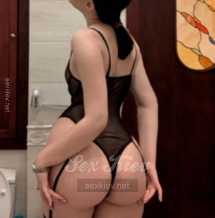 Проститутка Киева Лиля, индивидуалка принимает у метро Позняки - большое фото