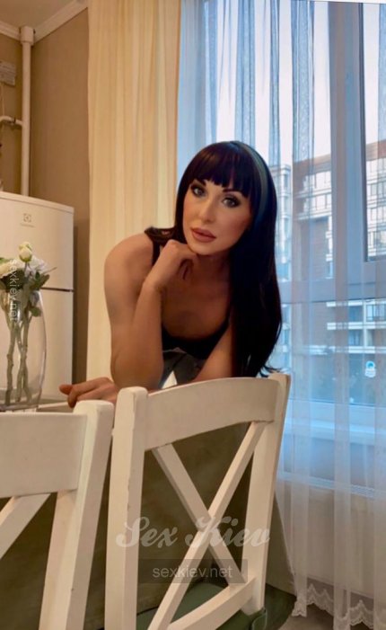 Проститутка Киева Каролина, снять за 5000 грн за час - большое фото