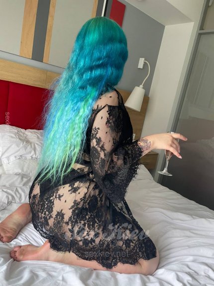 Проститутка Киева Соня, с 4 размером груди - большое фото