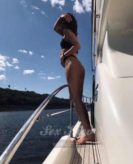 Проститутка Киева Георгина, с 3 размером груди - большое фото