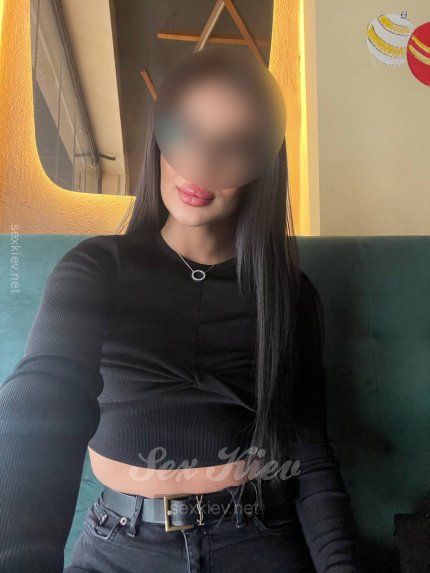 Проститутка Киева Георгина, индивидуалка принимает у метро Арсенальная - большое фото