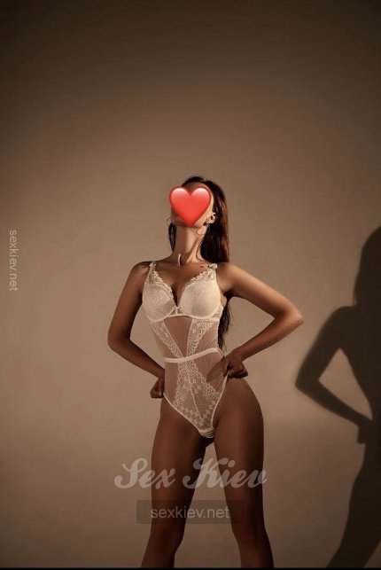 Проститутка Киева Мишель, индивидуалка работает у метро Дворец спорта - большое фото