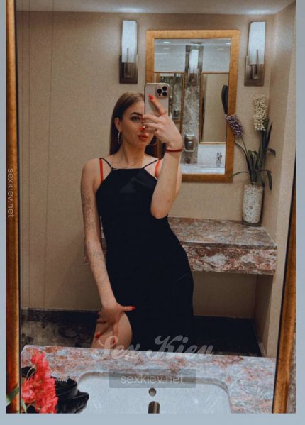 Проститутка Киева Эмилия, с 2 размером груди - большое фото